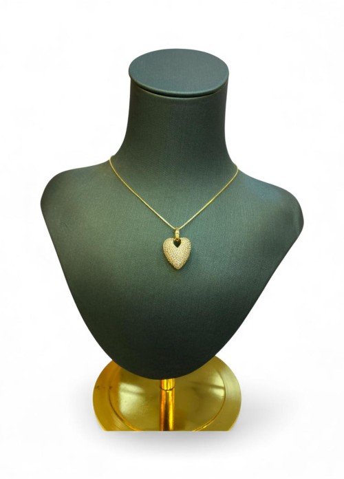 Altın Renkli Kalp Figürlü Kolye