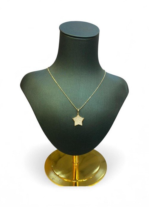 Altın Renkli Yıldız Figürlü Kolye
